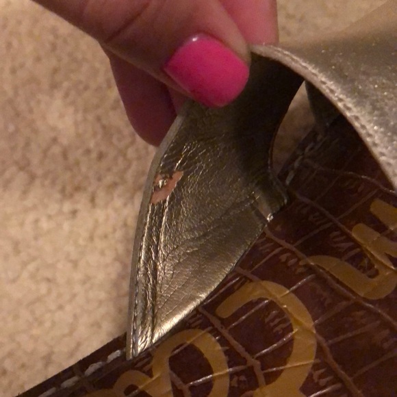 Barely worn Sam Edelman gold heels - Picture 6 of 6
